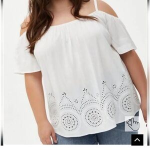 Torrid White Cold Shoulder Blouse size 2x
